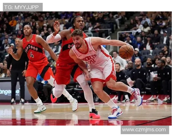 猛龙队近期表现出色,球迷期待他们能创造奇迹!